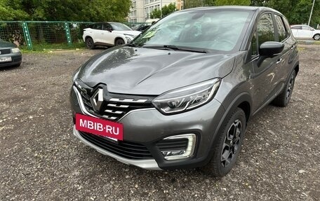 Renault Kaptur I рестайлинг, 2022 год, 2 000 000 рублей, 8 фотография