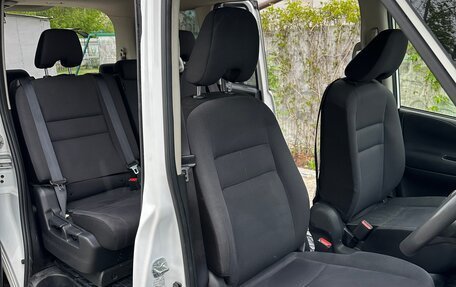 Nissan Serena IV, 2016 год, 1 900 000 рублей, 10 фотография