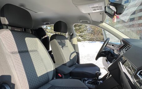 Volkswagen Tiguan II, 2018 год, 2 590 000 рублей, 15 фотография