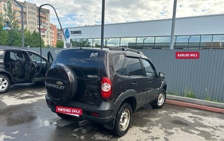 Chevrolet Niva I рестайлинг, 2011 год, 480 000 рублей, 2 фотография