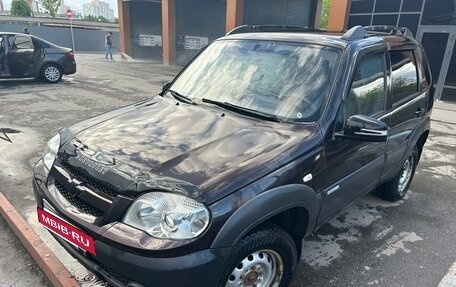 Chevrolet Niva I рестайлинг, 2011 год, 480 000 рублей, 4 фотография