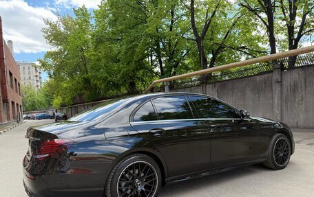Mercedes-Benz E-Класс, 2018 год, 2 700 000 рублей, 21 фотография