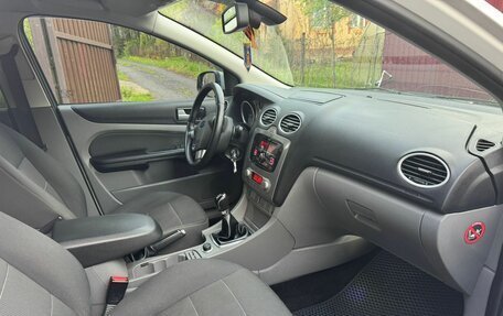 Ford Focus II рестайлинг, 2010 год, 750 000 рублей, 2 фотография
