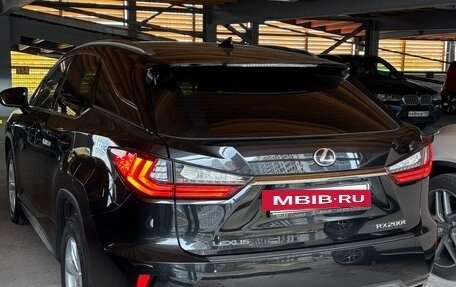 Lexus RX IV рестайлинг, 2017 год, 3 500 000 рублей, 2 фотография