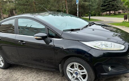 Ford Fiesta, 2015 год, 850 000 рублей, 4 фотография