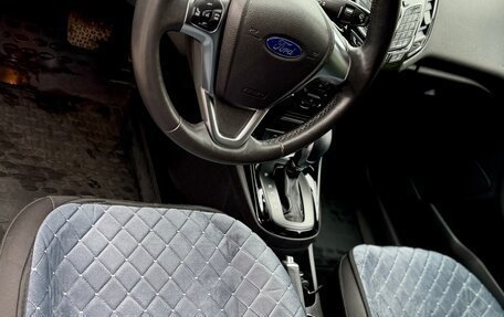 Ford Fiesta, 2015 год, 850 000 рублей, 10 фотография