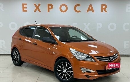 Hyundai Solaris II рестайлинг, 2015 год, 975 000 рублей, 3 фотография