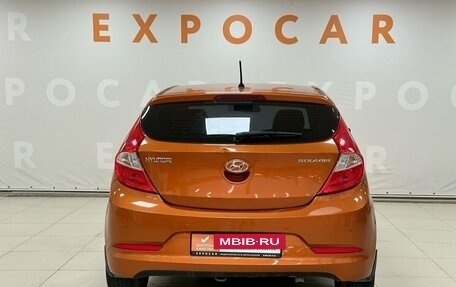 Hyundai Solaris II рестайлинг, 2015 год, 975 000 рублей, 6 фотография