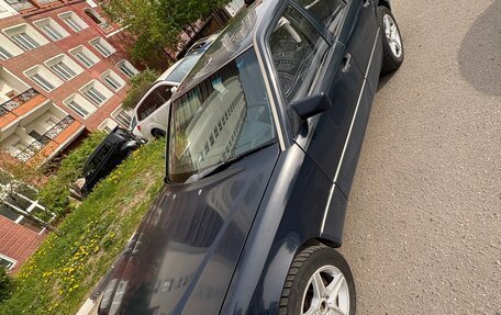 Mercedes-Benz E-Класс, 1992 год, 345 000 рублей, 1 фотография