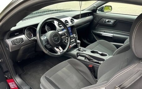 Ford Mustang VI рестайлинг, 2020 год, 3 500 000 рублей, 3 фотография