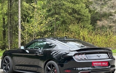 Ford Mustang VI рестайлинг, 2020 год, 3 500 000 рублей, 2 фотография