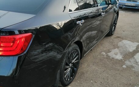 Toyota Camry, 2014 год, 1 830 000 рублей, 10 фотография