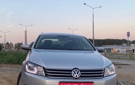 Volkswagen Passat B7, 2011 год, 1 400 000 рублей, 3 фотография