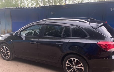 Chevrolet Cruze II, 2013 год, 950 000 рублей, 3 фотография