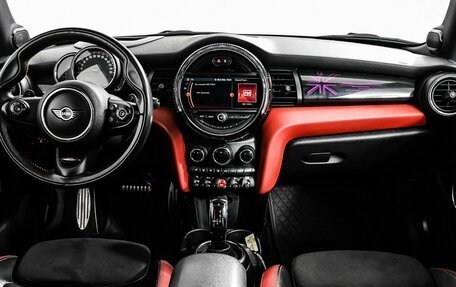 MINI Hatch, 2018 год, 2 790 000 рублей, 11 фотография