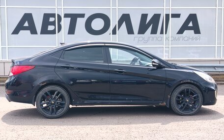 Hyundai Solaris II рестайлинг, 2013 год, 673 000 рублей, 3 фотография