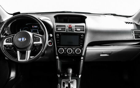 Subaru Forester, 2017 год, 2 598 000 рублей, 11 фотография