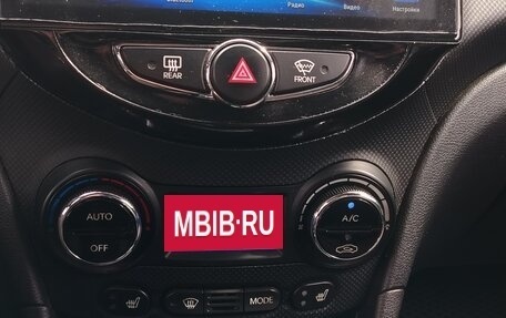 Hyundai Solaris II рестайлинг, 2013 год, 673 000 рублей, 8 фотография