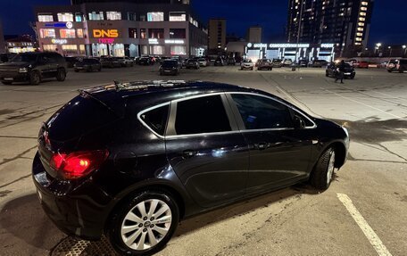 Opel Astra J, 2010 год, 810 000 рублей, 9 фотография