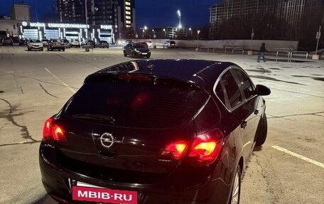 Opel Astra J, 2010 год, 810 000 рублей, 8 фотография