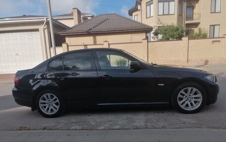 BMW 3 серия, 2010 год, 1 000 000 рублей, 5 фотография