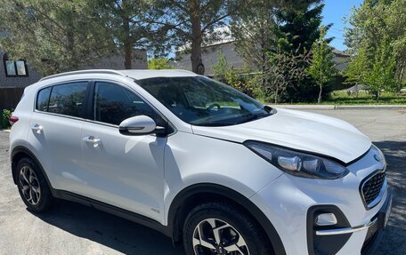 KIA Sportage IV рестайлинг, 2021 год, 2 600 000 рублей, 3 фотография