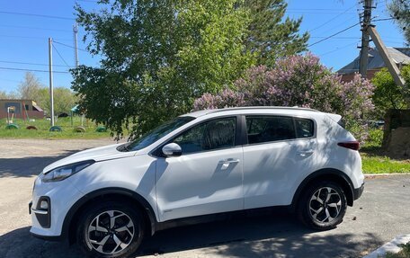 KIA Sportage IV рестайлинг, 2021 год, 2 600 000 рублей, 2 фотография