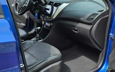 Hyundai Solaris II рестайлинг, 2012 год, 999 999 рублей, 6 фотография