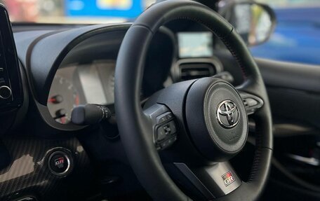 Toyota Yaris, 2020 год, 3 350 000 рублей, 7 фотография