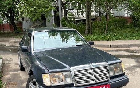 Mercedes-Benz E-Класс, 1992 год, 345 000 рублей, 5 фотография