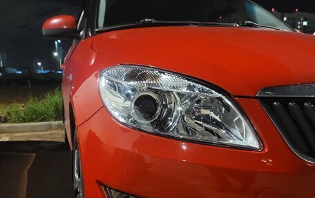 Skoda Fabia II, 2013 год, 820 000 рублей, 3 фотография