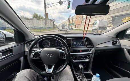 Hyundai Sonata VII, 2017 год, 1 900 000 рублей, 10 фотография