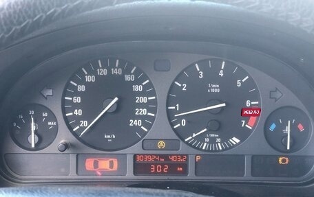 BMW 5 серия, 1998 год, 535 000 рублей, 11 фотография