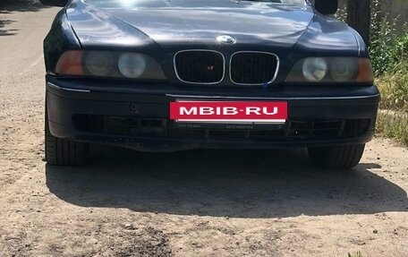 BMW 5 серия, 1998 год, 535 000 рублей, 14 фотография