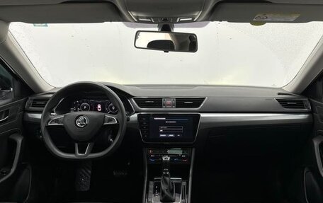 Skoda Superb III рестайлинг, 2021 год, 1 750 000 рублей, 9 фотография