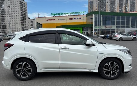 Honda Vezel, 2017 год, 1 950 000 рублей, 4 фотография