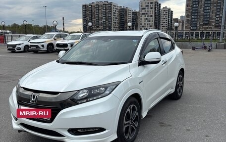 Honda Vezel, 2017 год, 1 950 000 рублей, 3 фотография