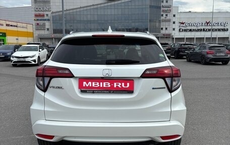 Honda Vezel, 2017 год, 1 950 000 рублей, 9 фотография
