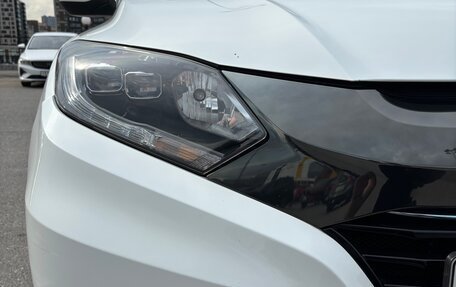 Honda Vezel, 2017 год, 1 950 000 рублей, 15 фотография