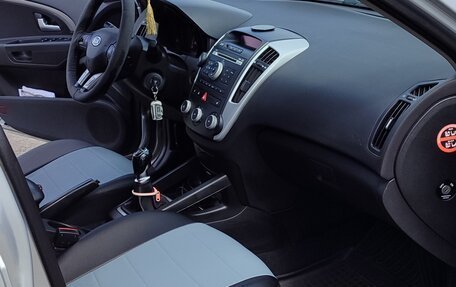 KIA cee'd I рестайлинг, 2010 год, 570 000 рублей, 8 фотография