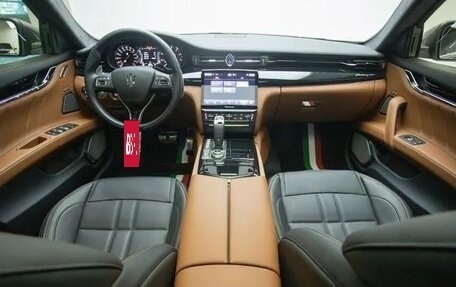 Maserati Quattroporte VI, 2022 год, 9 828 598 рублей, 12 фотография