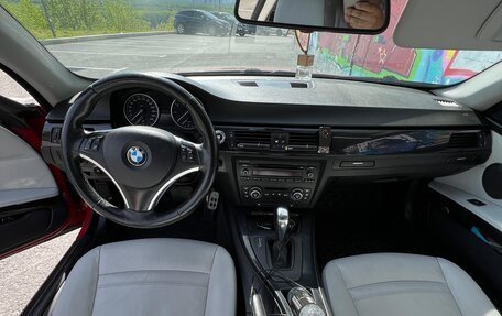 BMW 3 серия, 2009 год, 1 278 000 рублей, 16 фотография