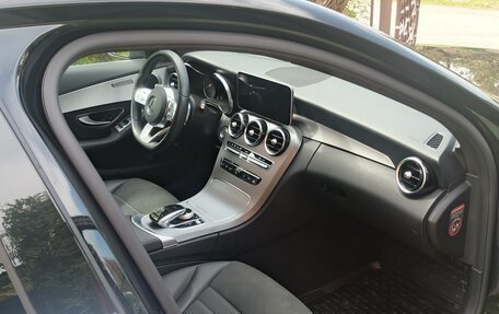 Mercedes-Benz C-Класс, 2018 год, 3 990 000 рублей, 5 фотография