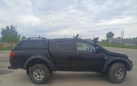 Mitsubishi L200 IV рестайлинг, 2011 год, 1 270 000 рублей, 4 фотография