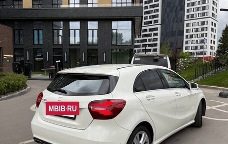 Mercedes-Benz A-Класс, 2016 год, 1 640 000 рублей, 5 фотография
