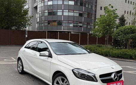 Mercedes-Benz A-Класс, 2016 год, 1 640 000 рублей, 3 фотография