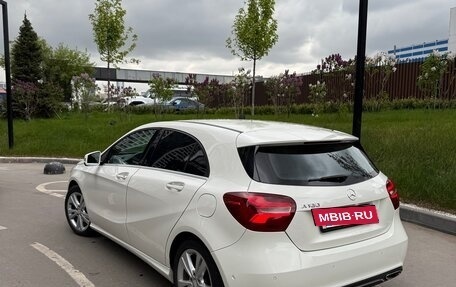 Mercedes-Benz A-Класс, 2016 год, 1 640 000 рублей, 7 фотография