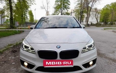 BMW 2 серия Active Tourer F45, 2015 год, 1 700 000 рублей, 2 фотография