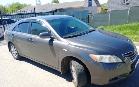 Toyota Camry, 2007 год, 1 050 000 рублей, 2 фотография