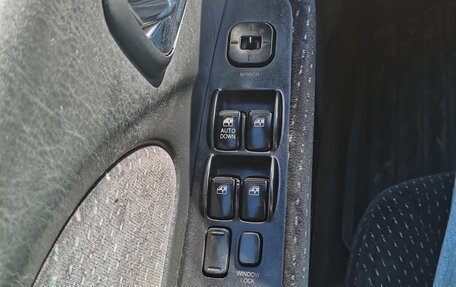 Hyundai Sonata IV рестайлинг, 2005 год, 310 000 рублей, 10 фотография